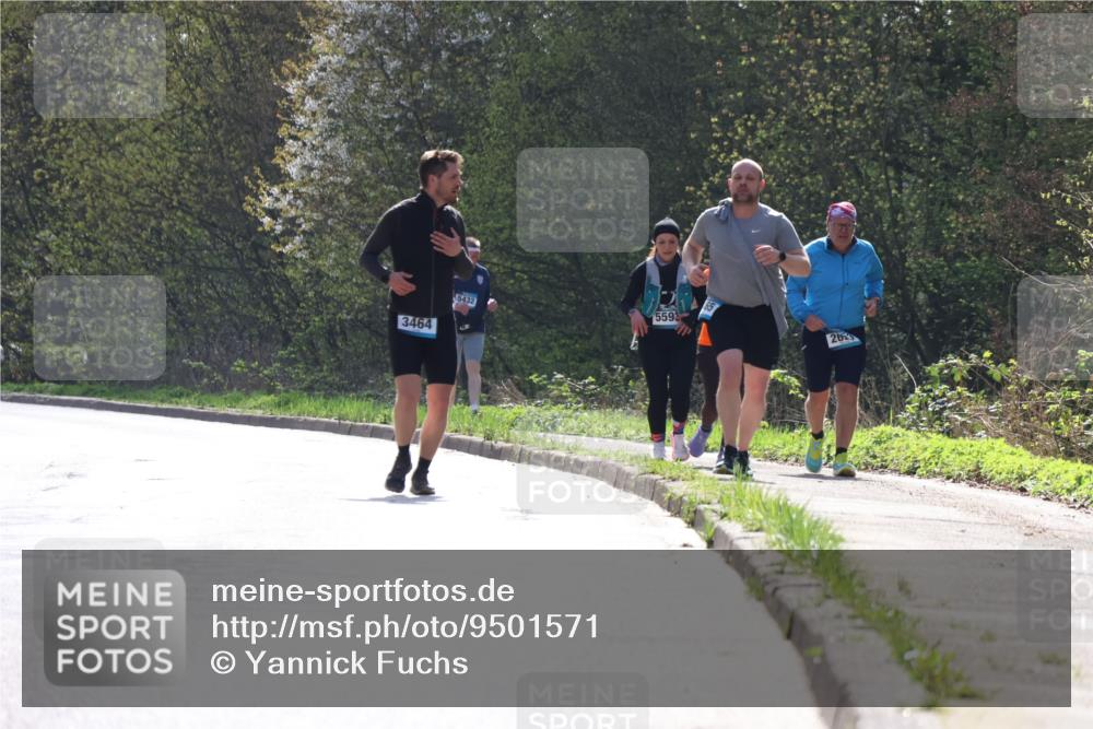 12.04.2026 - 45. Internationalen Wilhelmsburger Insellauf Yannick Fuchs http://msf.ph/oto/9501571 12.04.2026 11:24:32 Laufen 3464, 5432, 5593, 26 meine-sportfotos.de