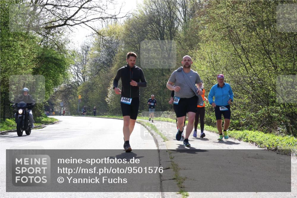 12.04.2026 - 45. Internationalen Wilhelmsburger Insellauf Yannick Fuchs http://msf.ph/oto/9501576 12.04.2026 11:24:45 Laufen 3464, 465, 26 meine-sportfotos.de