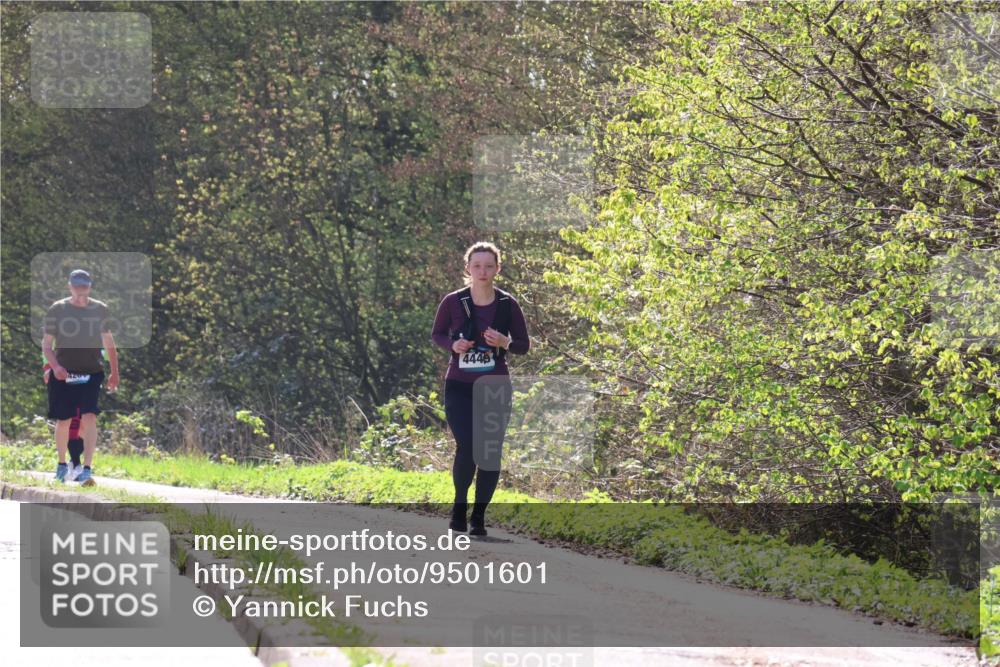 12.04.2026 - 45. Internationalen Wilhelmsburger Insellauf Yannick Fuchs http://msf.ph/oto/9501601 12.04.2026 11:25:15 Laufen 4449 meine-sportfotos.de