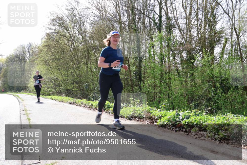 12.04.2026 - 45. Internationalen Wilhelmsburger Insellauf Yannick Fuchs http://msf.ph/oto/9501655 12.04.2026 11:27:54 Laufen 904 meine-sportfotos.de