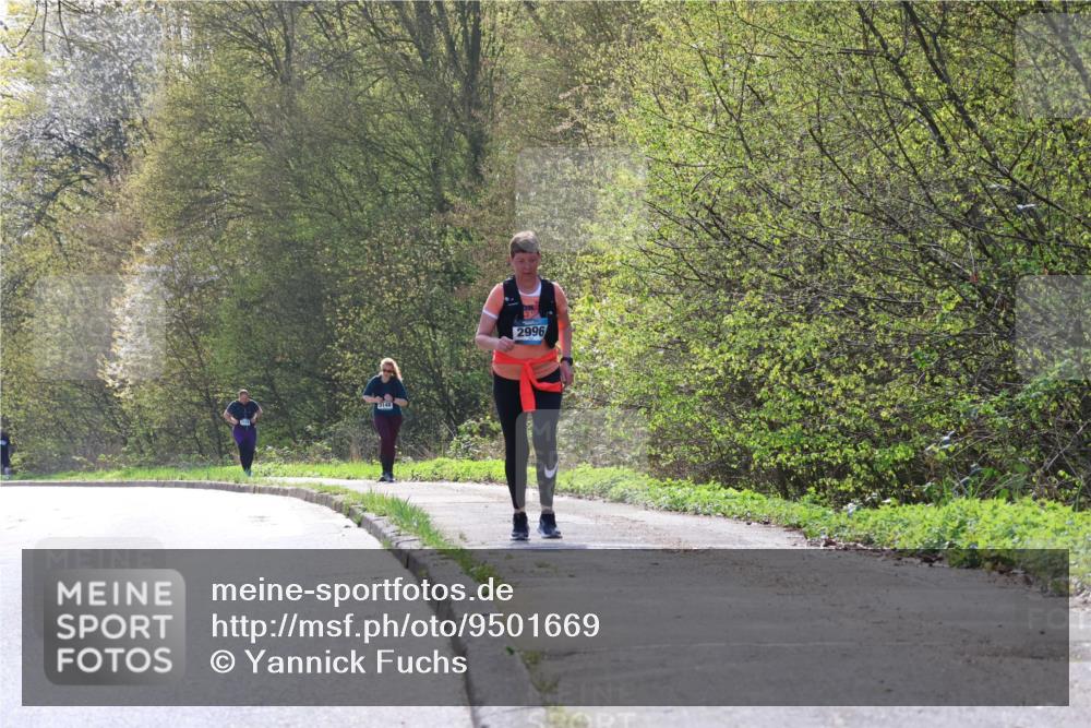 12.04.2026 - 45. Internationalen Wilhelmsburger Insellauf Yannick Fuchs http://msf.ph/oto/9501669 12.04.2026 11:28:26 Laufen 2996 meine-sportfotos.de