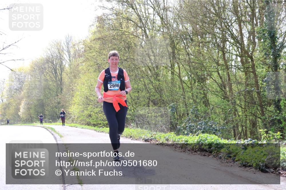 12.04.2026 - 45. Internationalen Wilhelmsburger Insellauf Yannick Fuchs http://msf.ph/oto/9501680 12.04.2026 11:28:32 Laufen 3, 2996 meine-sportfotos.de