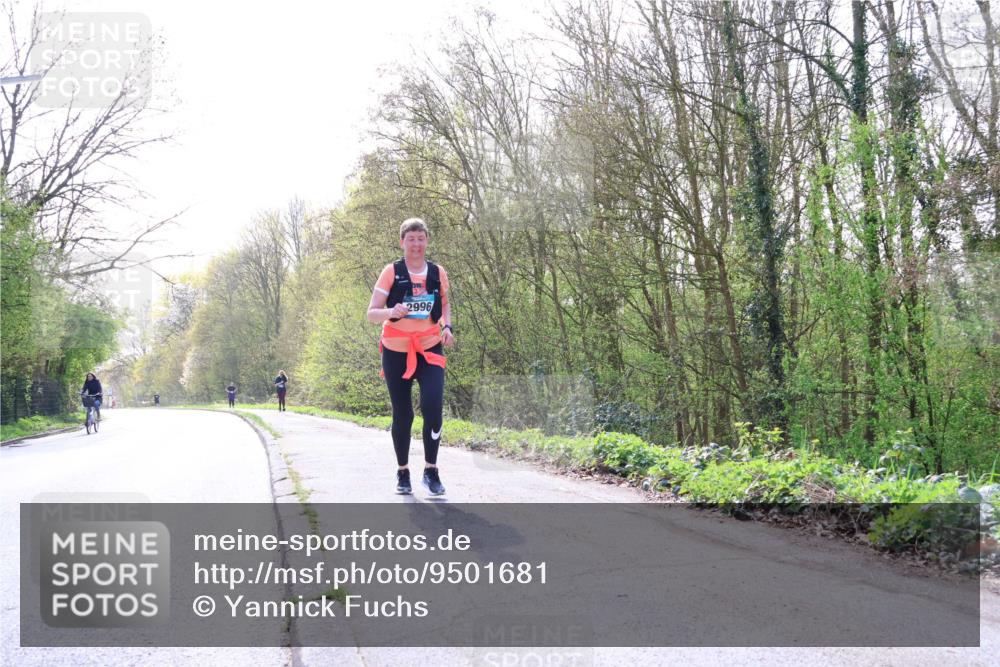 12.04.2026 - 45. Internationalen Wilhelmsburger Insellauf Yannick Fuchs http://msf.ph/oto/9501681 12.04.2026 11:28:32 Laufen 2996 meine-sportfotos.de