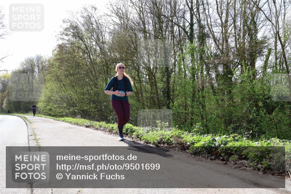 12.04.2026 - 45. Internationalen Wilhelmsburger Insellauf Yannick Fuchs http://msf.ph/oto/9501699 12.04.2026 11:28:50 Laufen  meine-sportfotos.de