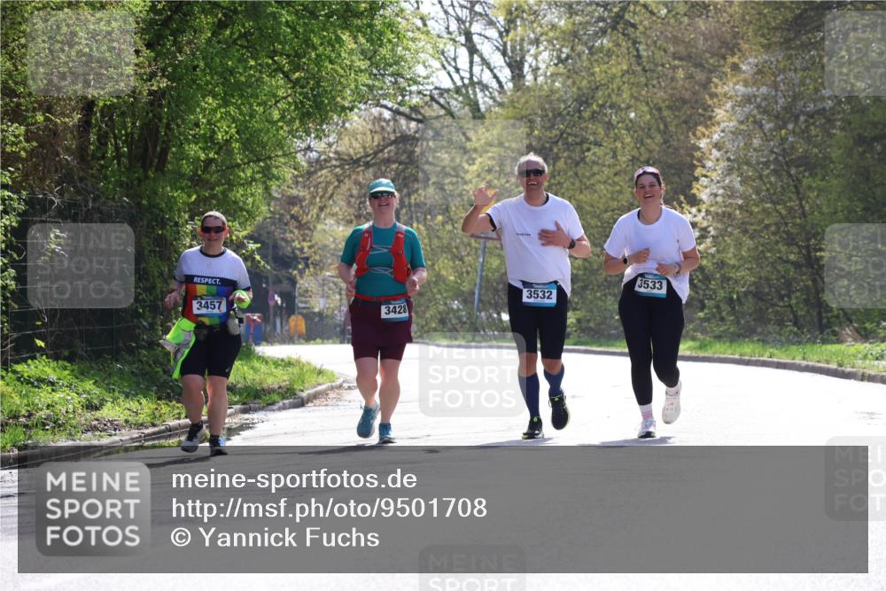 12.04.2026 - 45. Internationalen Wilhelmsburger Insellauf Yannick Fuchs http://msf.ph/oto/9501708 12.04.2026 11:30:12 Laufen 3457, 3428, 3532, 3533 meine-sportfotos.de