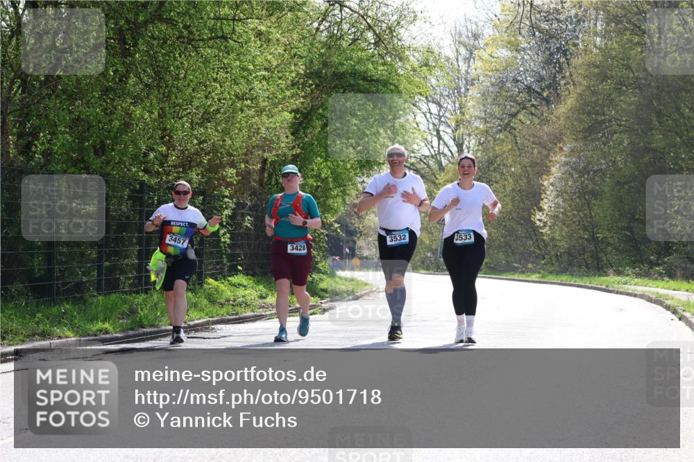 12.04.2026 - 45. Internationalen Wilhelmsburger Insellauf Yannick Fuchs http://msf.ph/oto/9501718 12.04.2026 11:30:16 Laufen 3532, 3533, 3457, 3428 meine-sportfotos.de