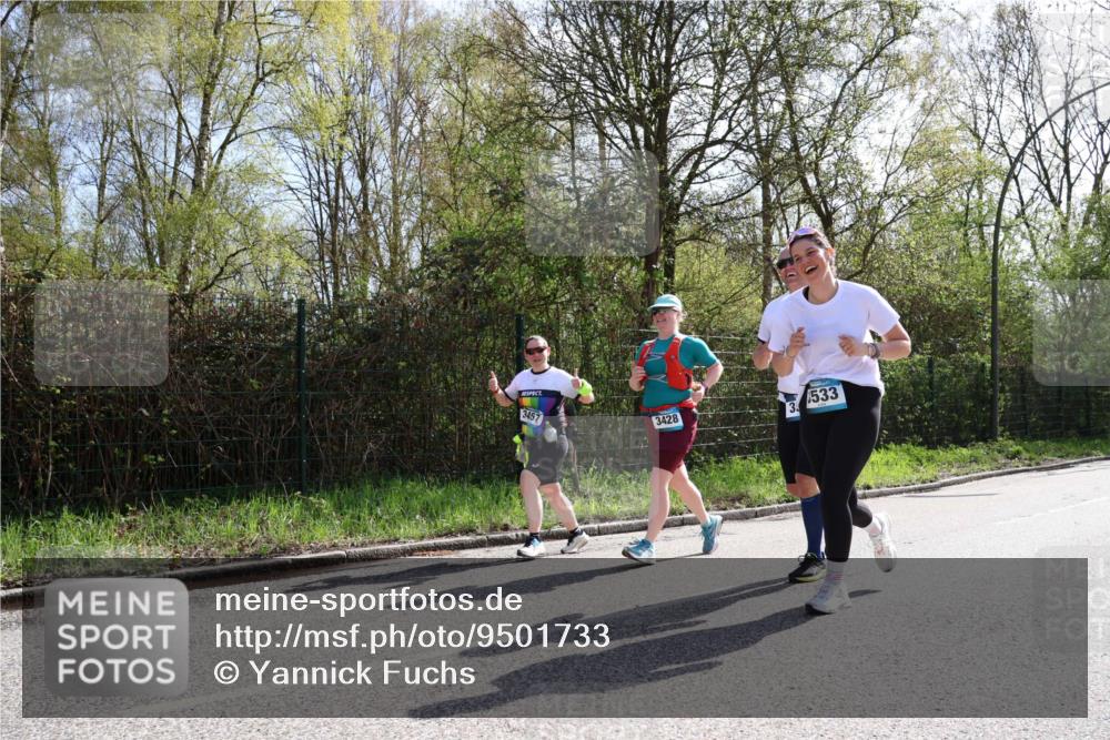 12.04.2026 - 45. Internationalen Wilhelmsburger Insellauf Yannick Fuchs http://msf.ph/oto/9501733 12.04.2026 11:30:23 Laufen 3457, 3428, 3, 533 meine-sportfotos.de