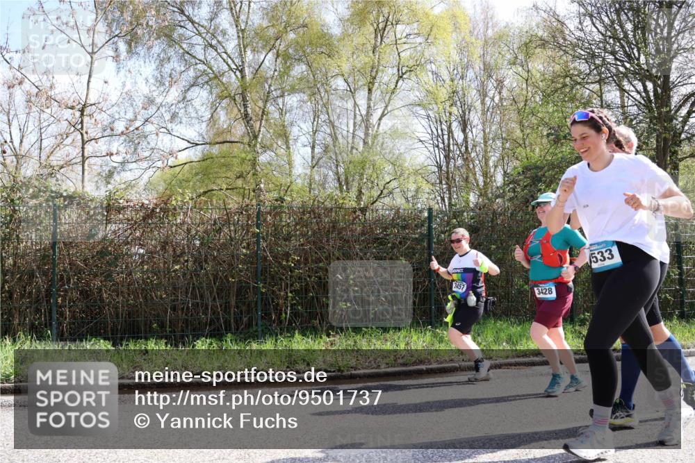 12.04.2026 - 45. Internationalen Wilhelmsburger Insellauf Yannick Fuchs http://msf.ph/oto/9501737 12.04.2026 11:30:24 Laufen 3457, 3428, 533 meine-sportfotos.de