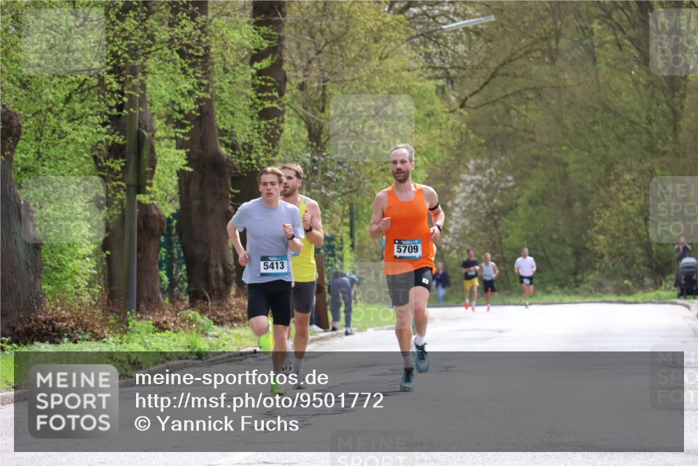 12.04.2026 - 45. Internationalen Wilhelmsburger Insellauf Yannick Fuchs http://msf.ph/oto/9501772 12.04.2026 12:40:14 Laufen 5413, 5709 meine-sportfotos.de