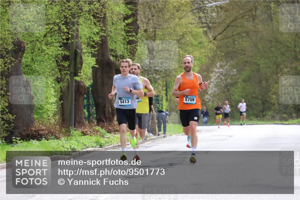 12.04.2026 - 45. Internationalen Wilhelmsburger Insellauf Yannick Fuchs http://msf.ph/oto/9501773 12.04.2026 12:40:14 Laufen 16, 5413, 5709 meine-sportfotos.de