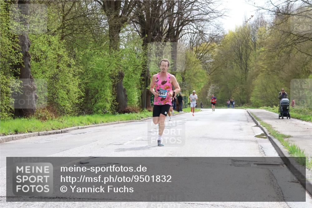 12.04.2026 - 45. Internationalen Wilhelmsburger Insellauf Yannick Fuchs http://msf.ph/oto/9501832 12.04.2026 12:41:12 Laufen 3947 meine-sportfotos.de