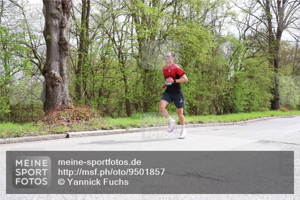 12.04.2026 - 45. Internationalen Wilhelmsburger Insellauf Yannick Fuchs http://msf.ph/oto/9501857 12.04.2026 12:41:19 Laufen  meine-sportfotos.de