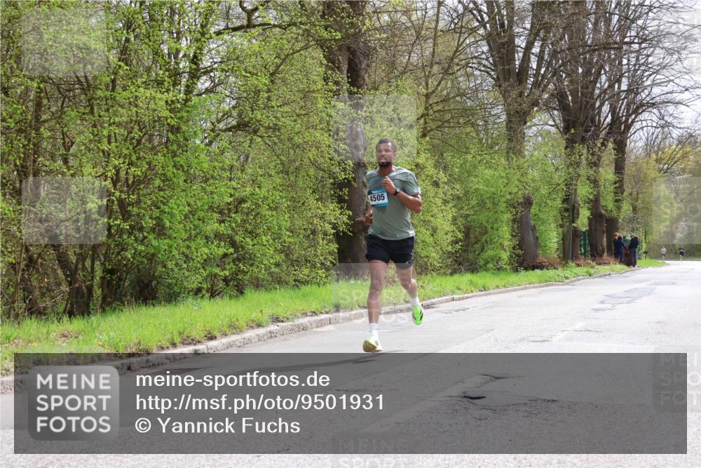 12.04.2026 - 45. Internationalen Wilhelmsburger Insellauf Yannick Fuchs http://msf.ph/oto/9501931 12.04.2026 12:42:33 Laufen 4505 meine-sportfotos.de