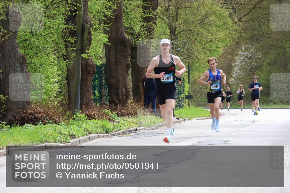 12.04.2026 - 45. Internationalen Wilhelmsburger Insellauf Yannick Fuchs http://msf.ph/oto/9501941 12.04.2026 12:42:44 Laufen 3389, 5365 meine-sportfotos.de