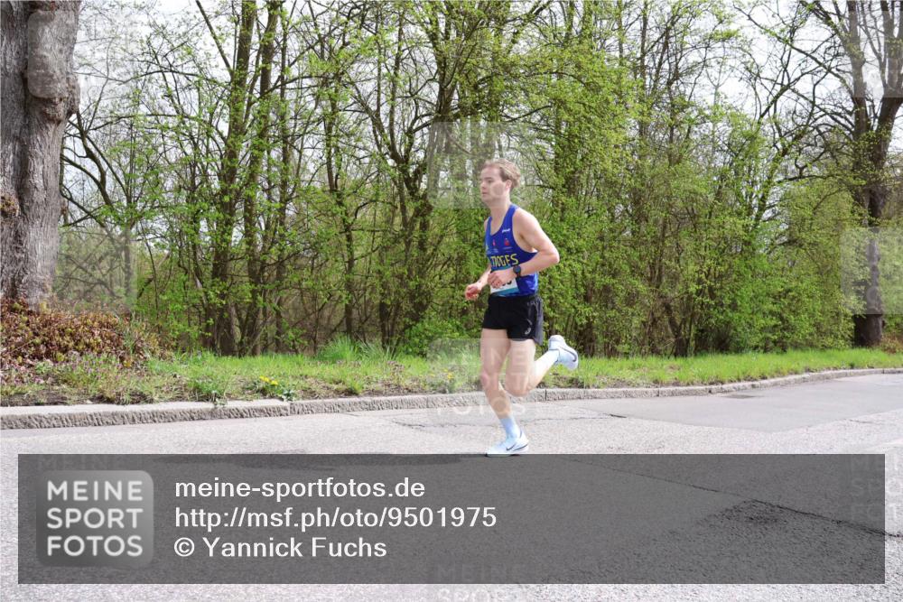 12.04.2026 - 45. Internationalen Wilhelmsburger Insellauf Yannick Fuchs http://msf.ph/oto/9501975 12.04.2026 12:42:53 Laufen  meine-sportfotos.de