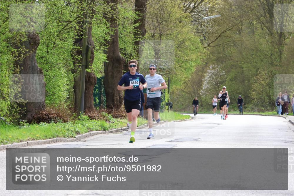 12.04.2026 - 45. Internationalen Wilhelmsburger Insellauf Yannick Fuchs http://msf.ph/oto/9501982 12.04.2026 12:42:57 Laufen 361, 5530, 3045 meine-sportfotos.de