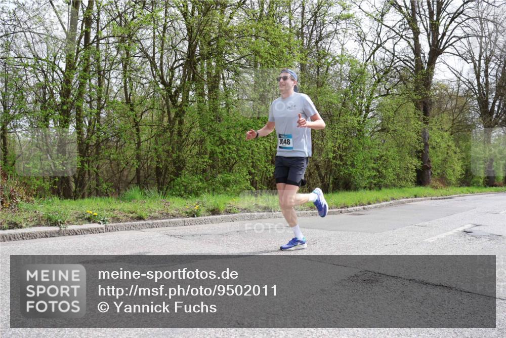 12.04.2026 - 45. Internationalen Wilhelmsburger Insellauf Yannick Fuchs http://msf.ph/oto/9502011 12.04.2026 12:43:04 Laufen 3048 meine-sportfotos.de