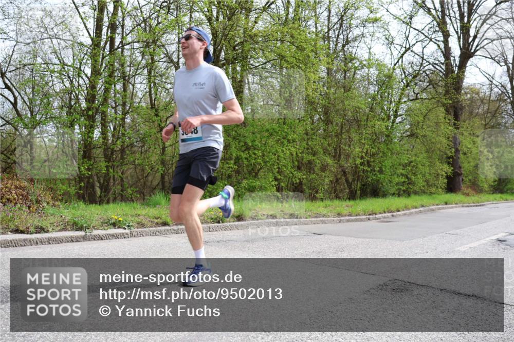 12.04.2026 - 45. Internationalen Wilhelmsburger Insellauf Yannick Fuchs http://msf.ph/oto/9502013 12.04.2026 12:43:05 Laufen 3048 meine-sportfotos.de