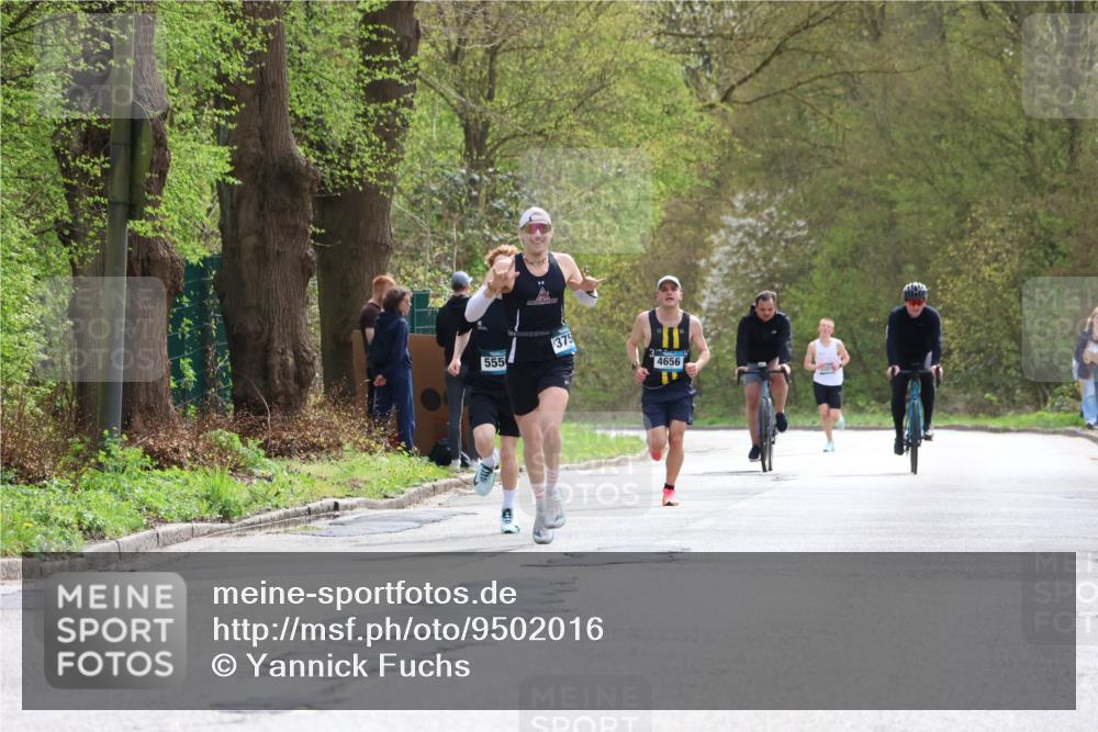 12.04.2026 - 45. Internationalen Wilhelmsburger Insellauf Yannick Fuchs http://msf.ph/oto/9502016 12.04.2026 12:43:07 Laufen 555, 1375, 4656 meine-sportfotos.de