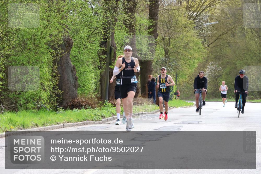 12.04.2026 - 45. Internationalen Wilhelmsburger Insellauf Yannick Fuchs http://msf.ph/oto/9502027 12.04.2026 12:43:09 Laufen 55, 375, 4656 meine-sportfotos.de