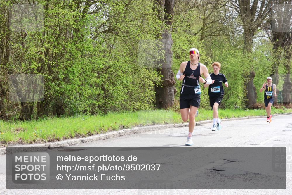 12.04.2026 - 45. Internationalen Wilhelmsburger Insellauf Yannick Fuchs http://msf.ph/oto/9502037 12.04.2026 12:43:13 Laufen 375, 5556, 4656 meine-sportfotos.de