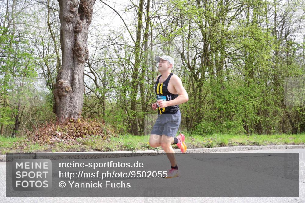 12.04.2026 - 45. Internationalen Wilhelmsburger Insellauf Yannick Fuchs http://msf.ph/oto/9502055 12.04.2026 12:43:17 Laufen  meine-sportfotos.de