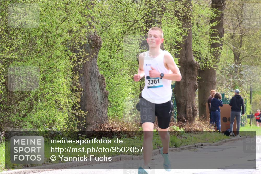 12.04.2026 - 45. Internationalen Wilhelmsburger Insellauf Yannick Fuchs http://msf.ph/oto/9502057 12.04.2026 12:43:24 Laufen 3301 meine-sportfotos.de