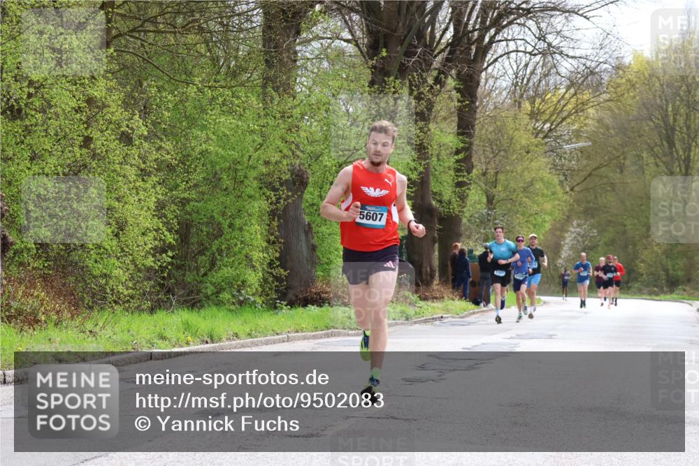 12.04.2026 - 45. Internationalen Wilhelmsburger Insellauf Yannick Fuchs http://msf.ph/oto/9502083 12.04.2026 12:43:42 Laufen 5607, 6307 meine-sportfotos.de