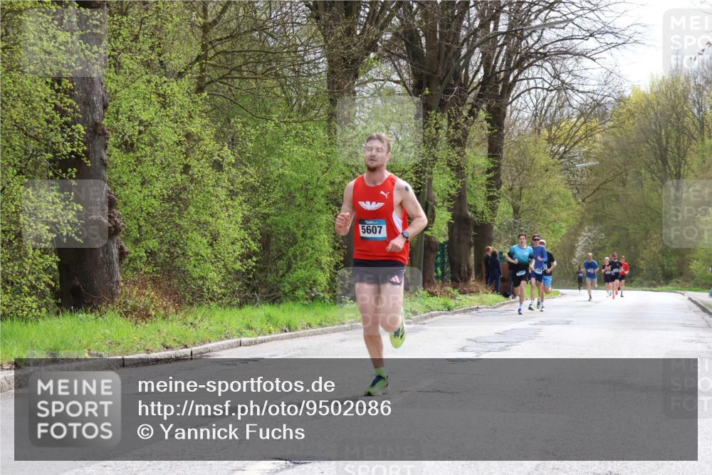12.04.2026 - 45. Internationalen Wilhelmsburger Insellauf Yannick Fuchs http://msf.ph/oto/9502086 12.04.2026 12:43:42 Laufen  meine-sportfotos.de