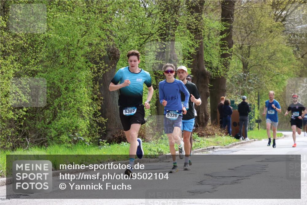 12.04.2026 - 45. Internationalen Wilhelmsburger Insellauf Yannick Fuchs http://msf.ph/oto/9502104 12.04.2026 12:43:47 Laufen 5307, 2787, 5364, 5326 meine-sportfotos.de