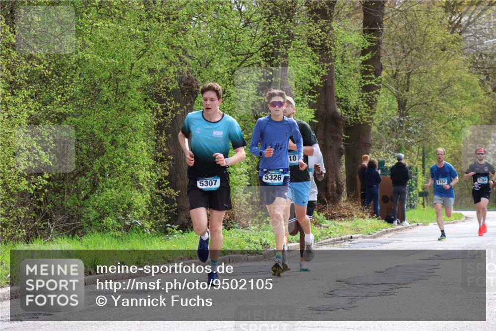 12.04.2026 - 45. Internationalen Wilhelmsburger Insellauf Yannick Fuchs http://msf.ph/oto/9502105 12.04.2026 12:43:47 Laufen 5307, 5326, 10, 2787, 5364 meine-sportfotos.de