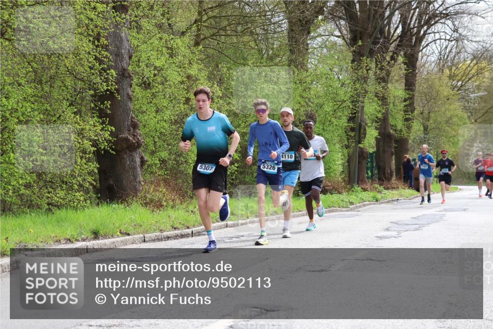12.04.2026 - 45. Internationalen Wilhelmsburger Insellauf Yannick Fuchs http://msf.ph/oto/9502113 12.04.2026 12:43:49 Laufen 5307, 5326, 4110, 2787, 5364 meine-sportfotos.de