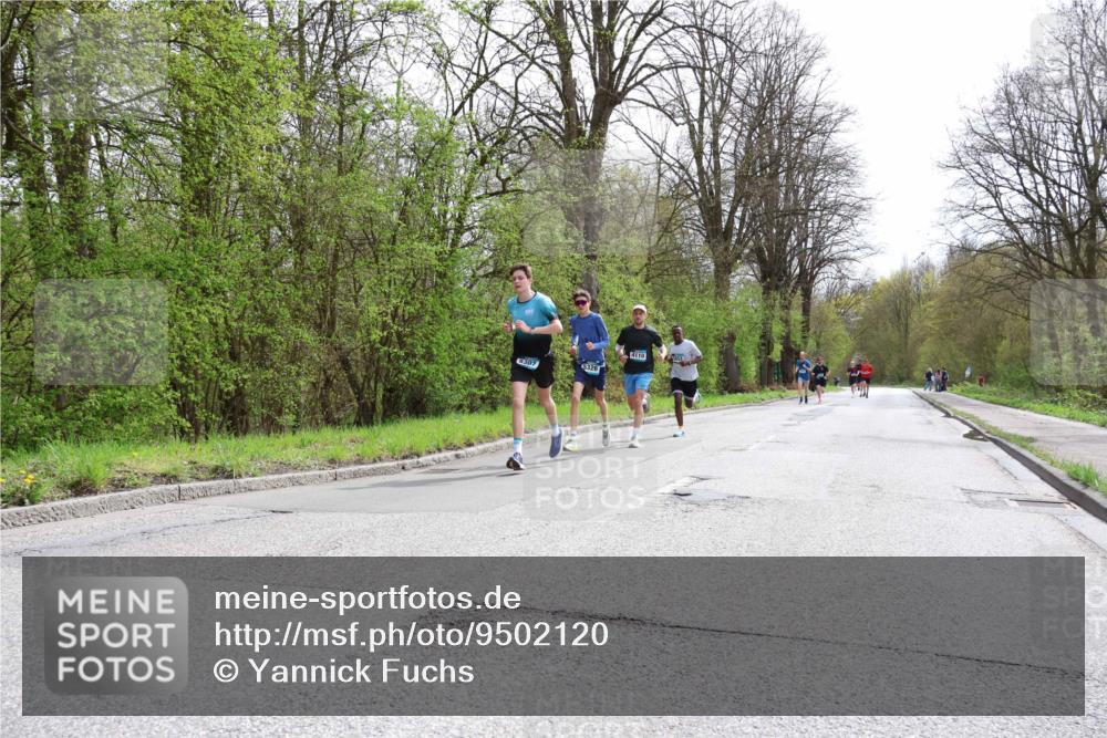 12.04.2026 - 45. Internationalen Wilhelmsburger Insellauf Yannick Fuchs http://msf.ph/oto/9502120 12.04.2026 12:43:50 Laufen 4110, 5307, 5326 meine-sportfotos.de