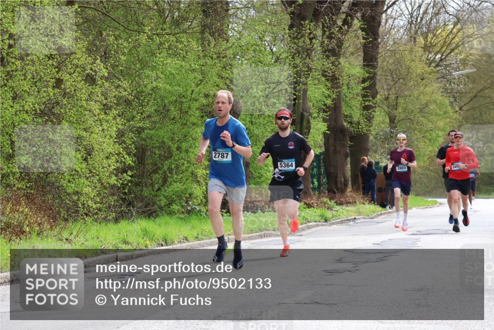 12.04.2026 - 45. Internationalen Wilhelmsburger Insellauf Yannick Fuchs http://msf.ph/oto/9502133 12.04.2026 12:43:54 Laufen 2787, 5364, 3903, 549 meine-sportfotos.de