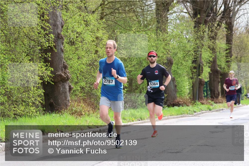 12.04.2026 - 45. Internationalen Wilhelmsburger Insellauf Yannick Fuchs http://msf.ph/oto/9502139 12.04.2026 12:43:55 Laufen 2787, 5364, 3903 meine-sportfotos.de
