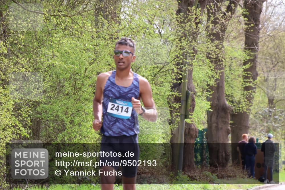 12.04.2026 - 45. Internationalen Wilhelmsburger Insellauf Yannick Fuchs http://msf.ph/oto/9502193 12.04.2026 12:44:08 Laufen 2414 meine-sportfotos.de