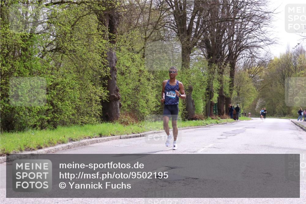 12.04.2026 - 45. Internationalen Wilhelmsburger Insellauf Yannick Fuchs http://msf.ph/oto/9502195 12.04.2026 12:44:09 Laufen 2414 meine-sportfotos.de
