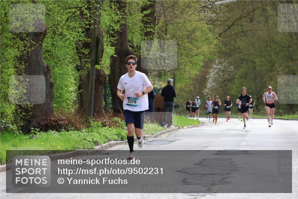 12.04.2026 - 45. Internationalen Wilhelmsburger Insellauf Yannick Fuchs http://msf.ph/oto/9502231 12.04.2026 12:44:29 Laufen 2378 meine-sportfotos.de