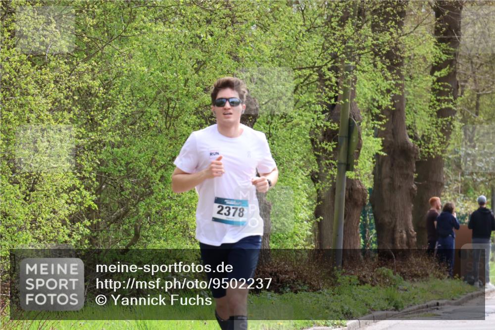 12.04.2026 - 45. Internationalen Wilhelmsburger Insellauf Yannick Fuchs http://msf.ph/oto/9502237 12.04.2026 12:44:32 Laufen 2378 meine-sportfotos.de