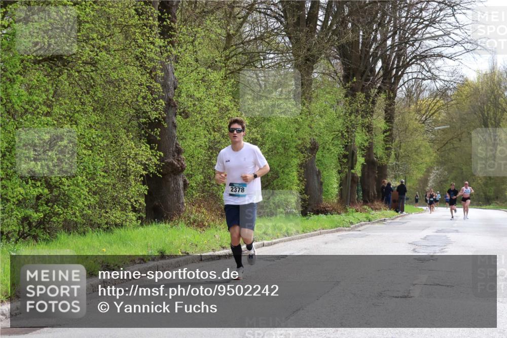 12.04.2026 - 45. Internationalen Wilhelmsburger Insellauf Yannick Fuchs http://msf.ph/oto/9502242 12.04.2026 12:44:33 Laufen 2378 meine-sportfotos.de