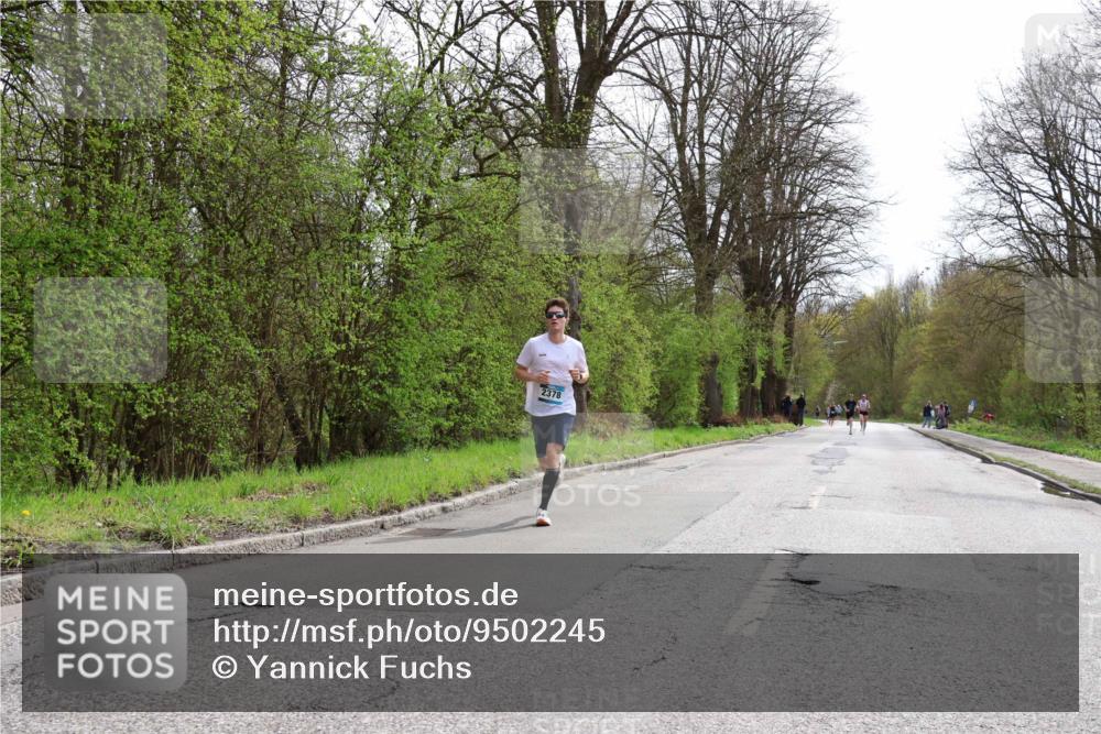 12.04.2026 - 45. Internationalen Wilhelmsburger Insellauf Yannick Fuchs http://msf.ph/oto/9502245 12.04.2026 12:44:34 Laufen 2378 meine-sportfotos.de