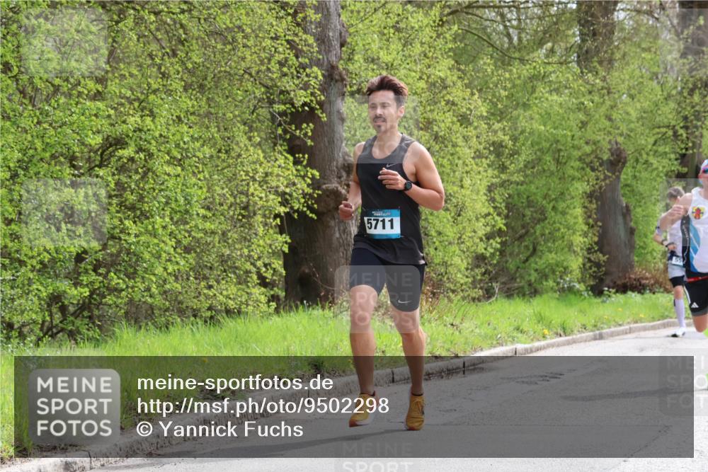12.04.2026 - 45. Internationalen Wilhelmsburger Insellauf Yannick Fuchs http://msf.ph/oto/9502298 12.04.2026 12:44:51 Laufen 5711 meine-sportfotos.de