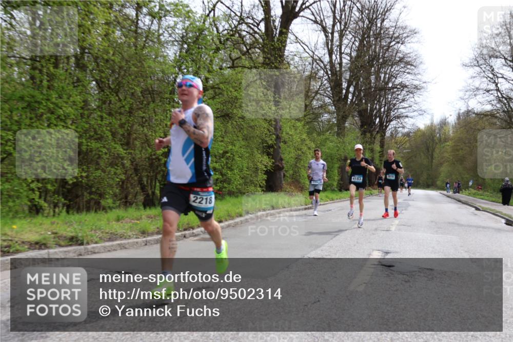 12.04.2026 - 45. Internationalen Wilhelmsburger Insellauf Yannick Fuchs http://msf.ph/oto/9502314 12.04.2026 12:44:54 Laufen 2218, 5566, 3816, 4183 meine-sportfotos.de