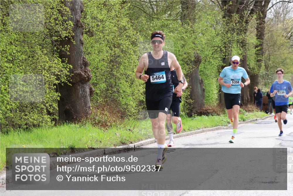 12.04.2026 - 45. Internationalen Wilhelmsburger Insellauf Yannick Fuchs http://msf.ph/oto/9502337 12.04.2026 12:45:00 Laufen 5464, 30, 5358, 5146 meine-sportfotos.de