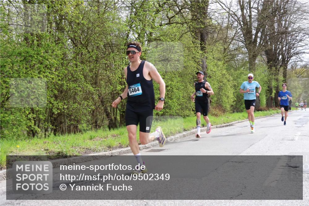 12.04.2026 - 45. Internationalen Wilhelmsburger Insellauf Yannick Fuchs http://msf.ph/oto/9502349 12.04.2026 12:45:02 Laufen 5464, 5793, 5358, 5146 meine-sportfotos.de