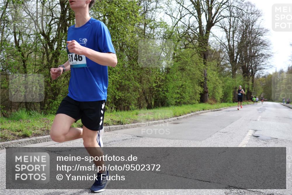 12.04.2026 - 45. Internationalen Wilhelmsburger Insellauf Yannick Fuchs http://msf.ph/oto/9502372 12.04.2026 12:45:06 Laufen 146 meine-sportfotos.de