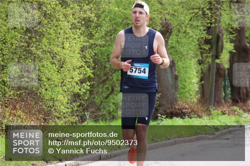 12.04.2026 - 45. Internationalen Wilhelmsburger Insellauf Yannick Fuchs http://msf.ph/oto/9502373 12.04.2026 12:45:07 Laufen 5754 meine-sportfotos.de