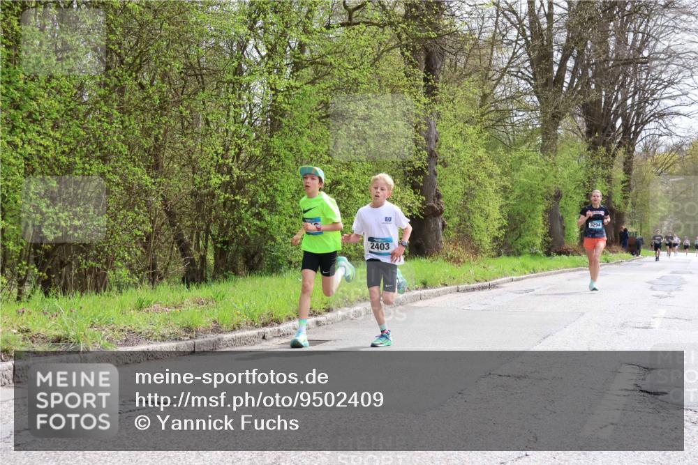 12.04.2026 - 45. Internationalen Wilhelmsburger Insellauf Yannick Fuchs http://msf.ph/oto/9502409 12.04.2026 12:45:15 Laufen 2403, 3294 meine-sportfotos.de