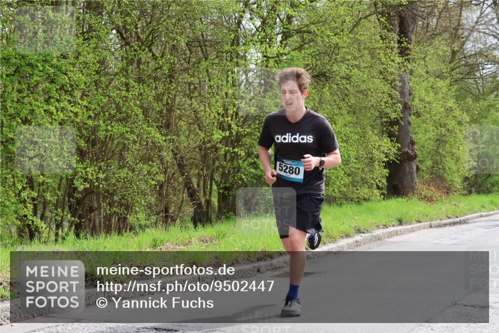 12.04.2026 - 45. Internationalen Wilhelmsburger Insellauf Yannick Fuchs http://msf.ph/oto/9502447 12.04.2026 12:45:28 Laufen 5280 meine-sportfotos.de