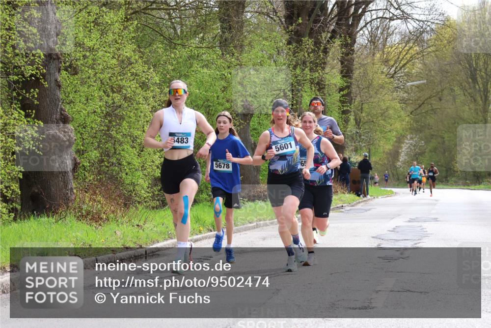 12.04.2026 - 45. Internationalen Wilhelmsburger Insellauf Yannick Fuchs http://msf.ph/oto/9502474 12.04.2026 12:45:34 Laufen 483, 5678, 5601, 65 meine-sportfotos.de
